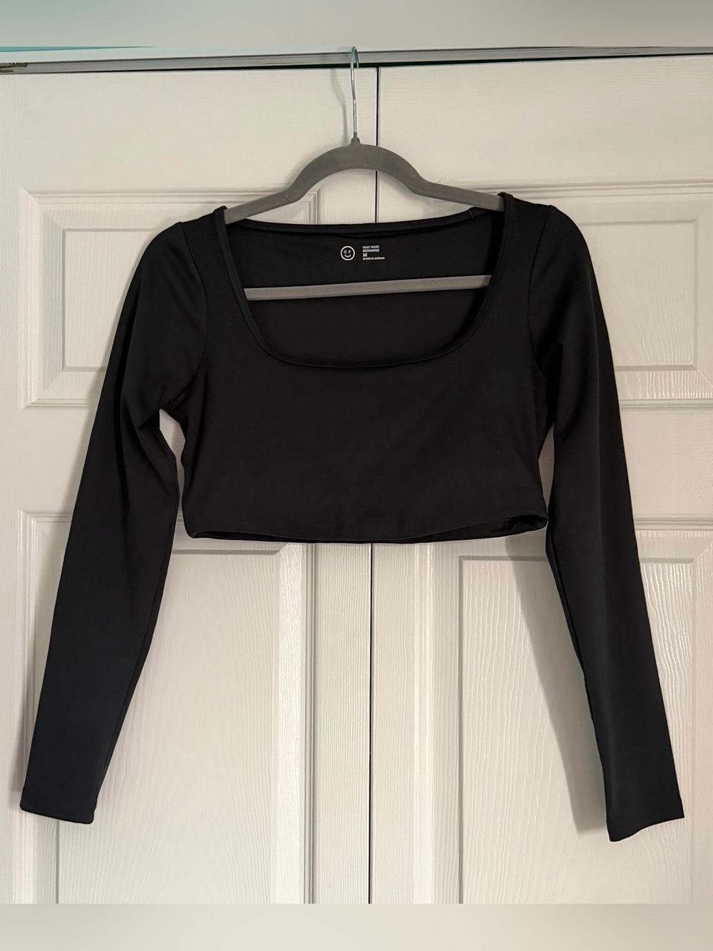 Gilly Hicks Black Long-Sleeve Square Neck Crop Top